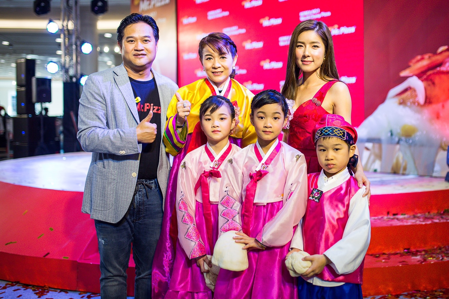 Mr. Pizza Grand Opening3